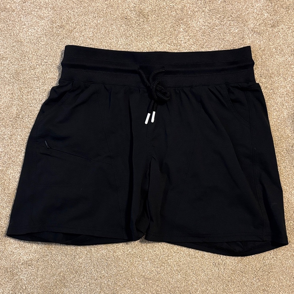 ZYIA Women's Black Hiking Shorts
